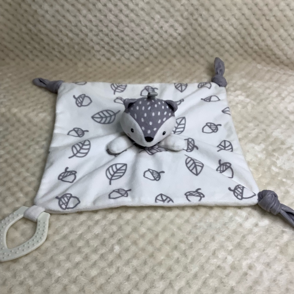 Unbranded Grey and White Fox Lovey Rattle Security Blanket Knotted and Teether